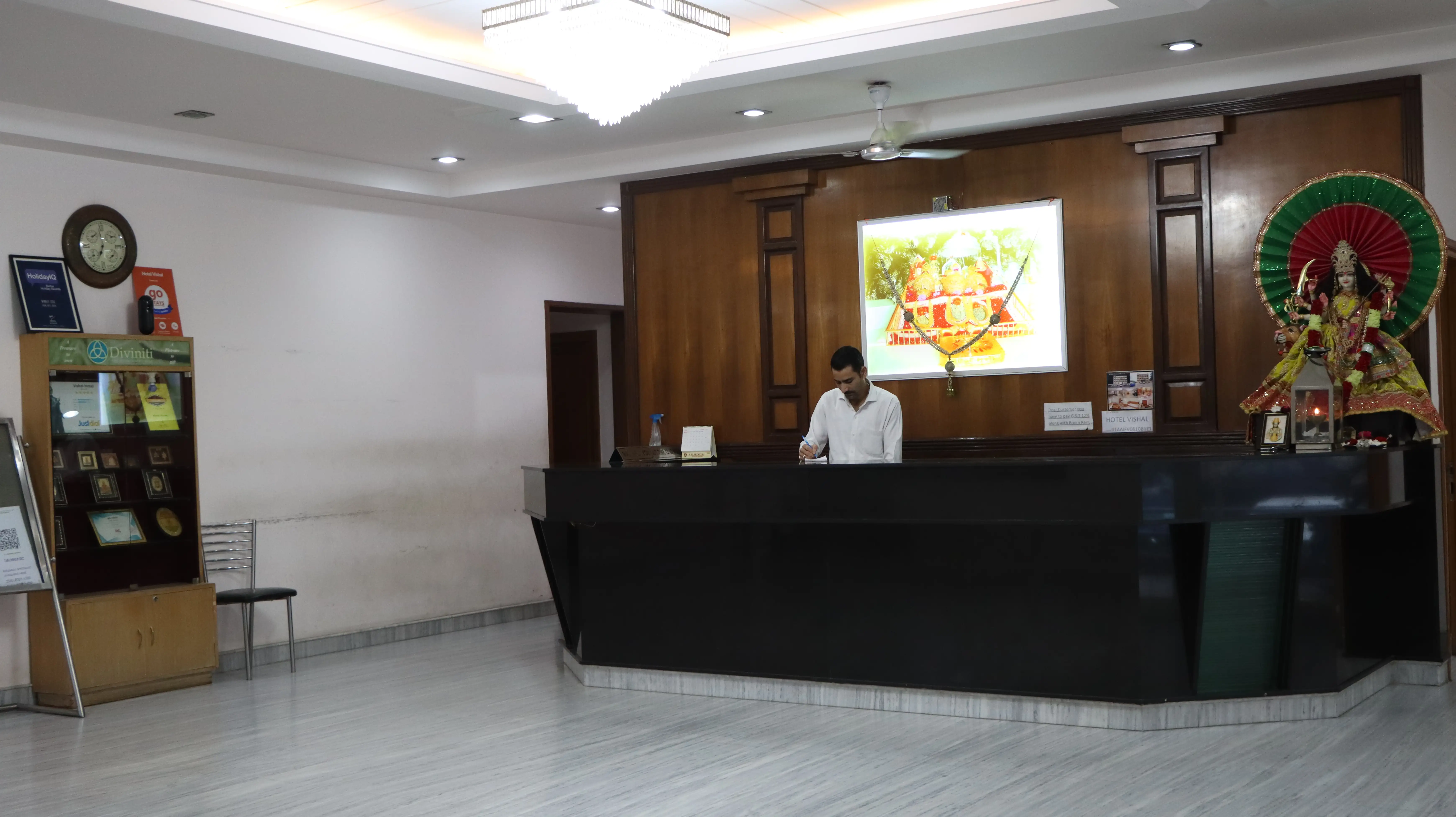 Reception Area 4
